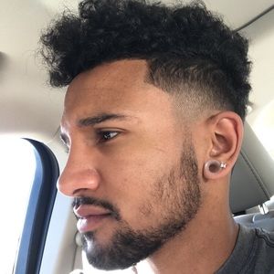 Meet your Posher, Charles